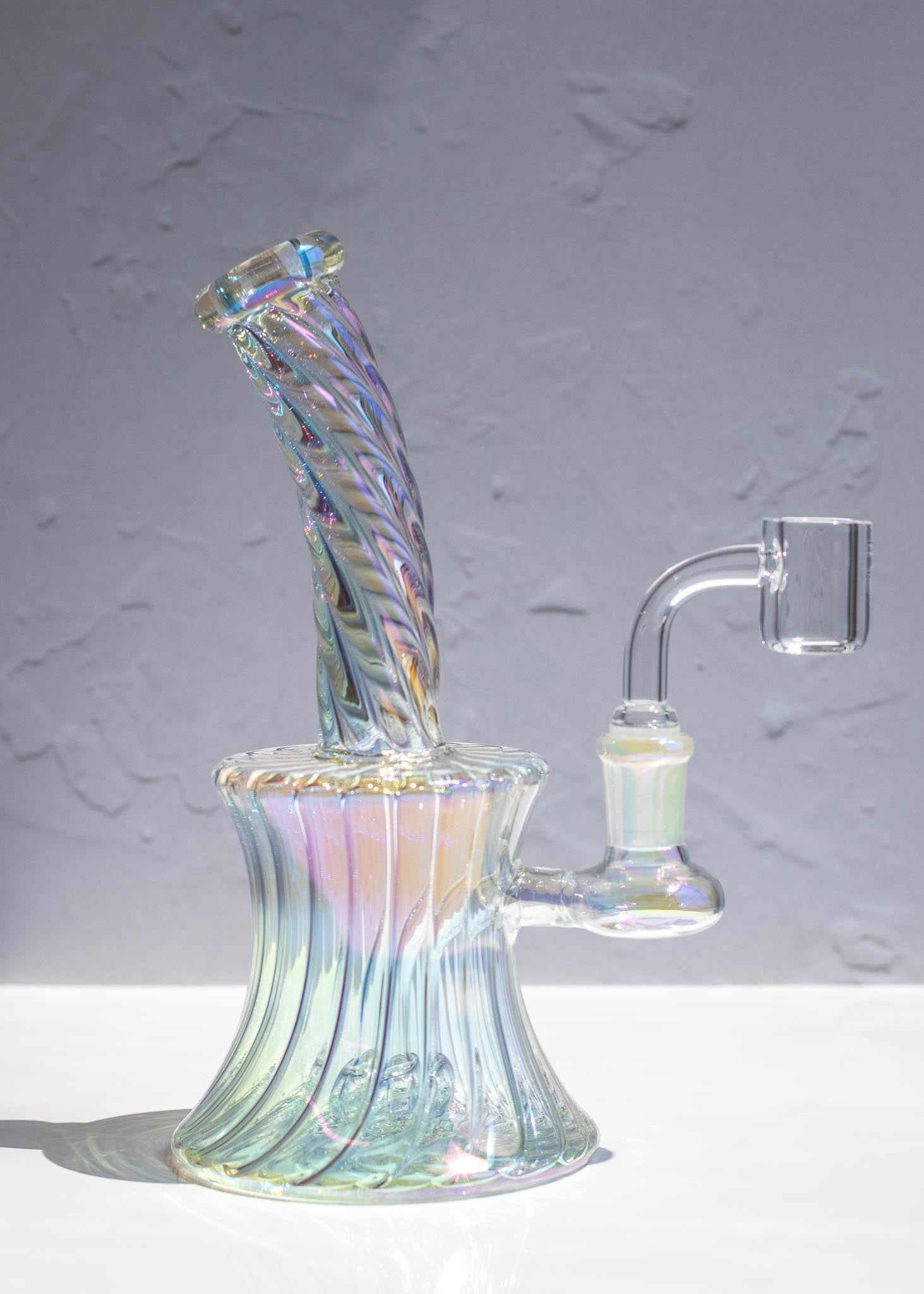 IRIDESCENT SWIRL RIG