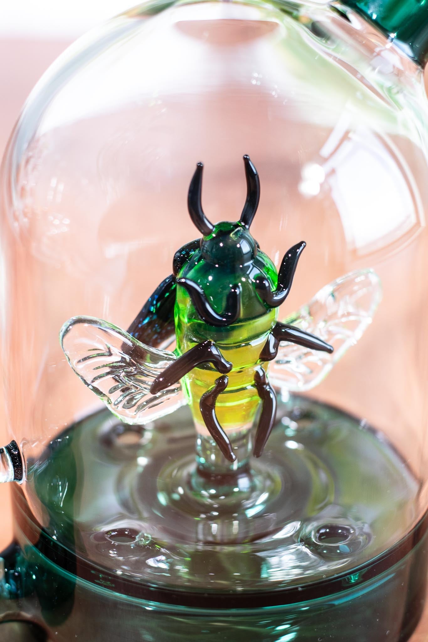 BEETLE CLOCHE BONG