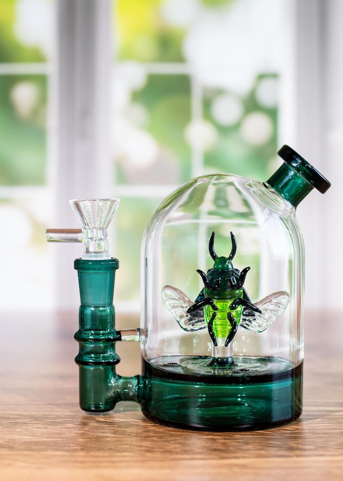 BEETLE CLOCHE BONG