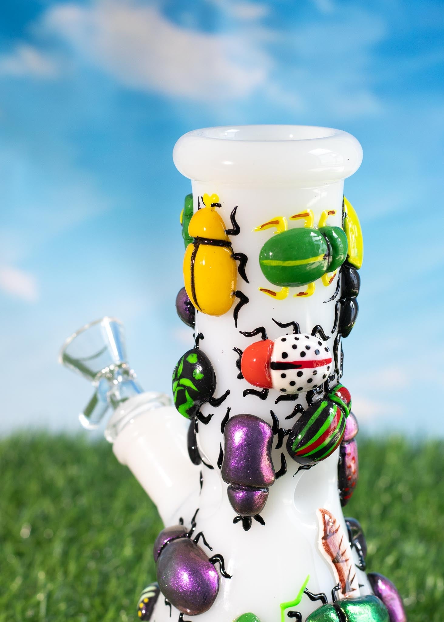 CREEPY CRAWLIES BONG 8"