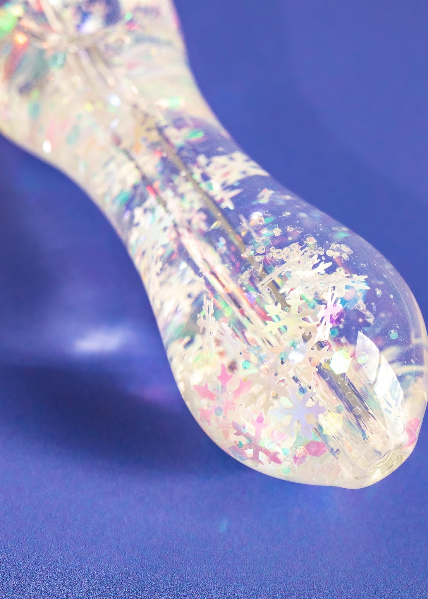 FREEZEABLE SNOWFLAKE GLITTER PIPE