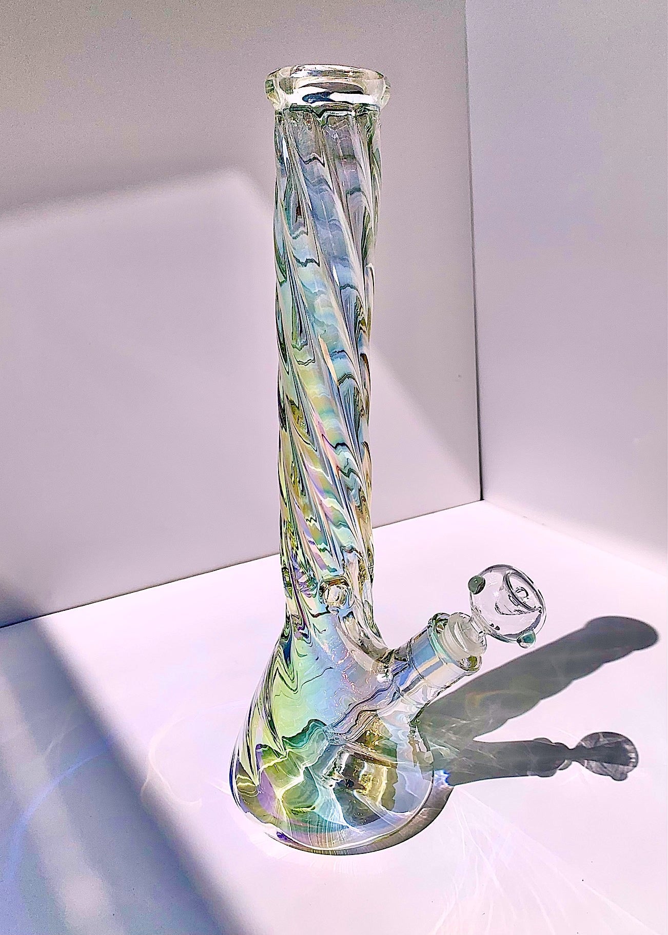 IRIDESCENT SWIRL BONG 16"