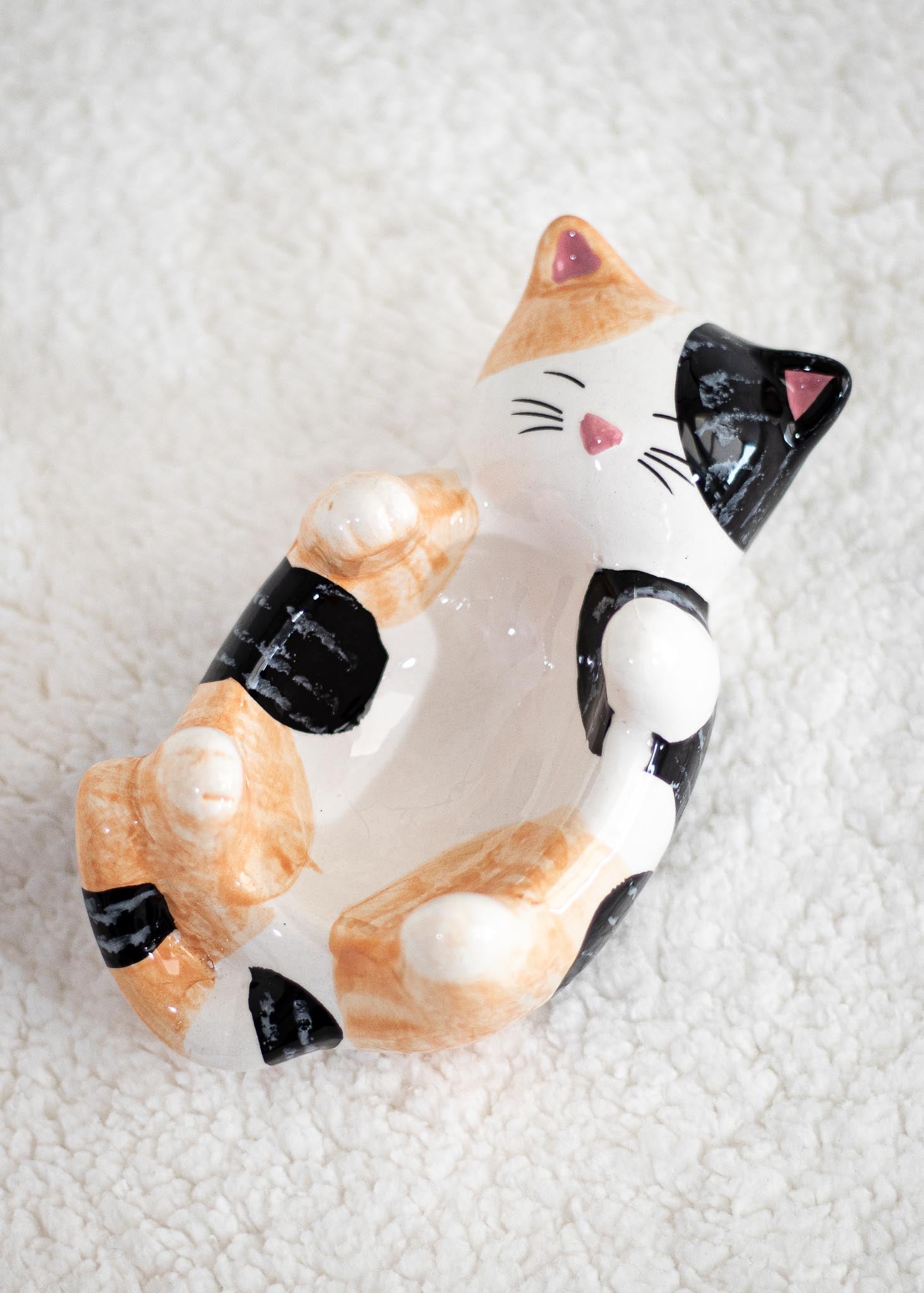 cat ashtray