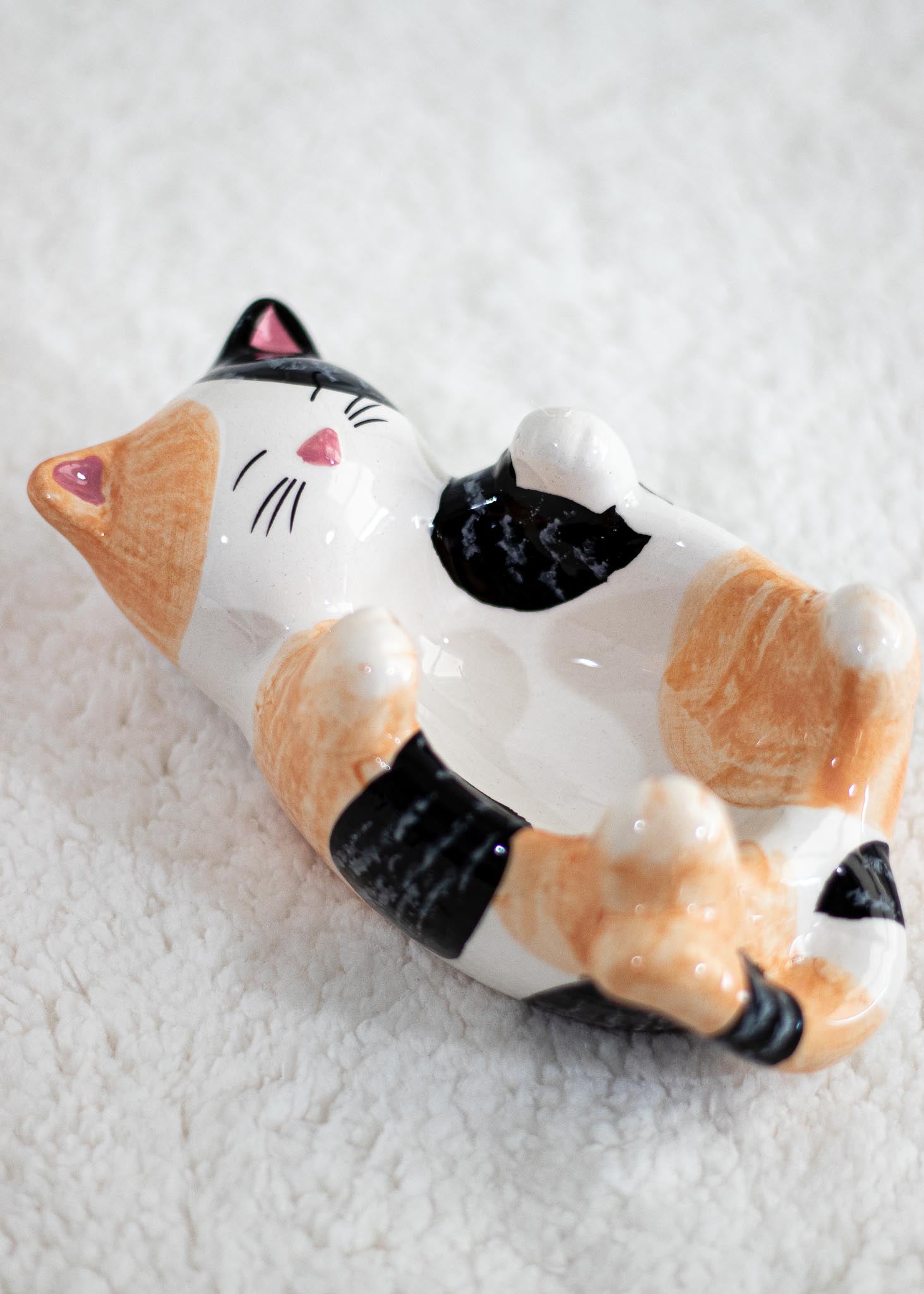 cat ashtray