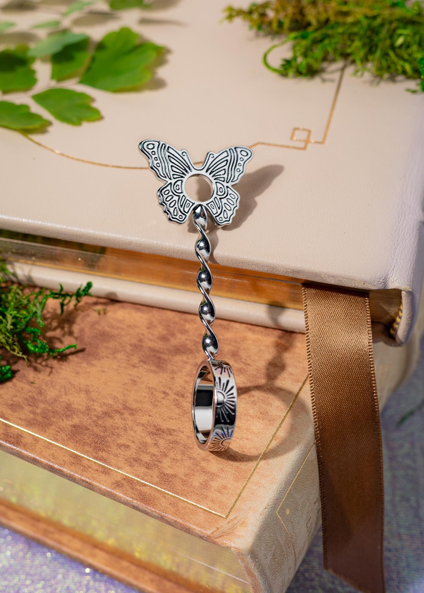 BUTTERFLY JOINT HOLDER