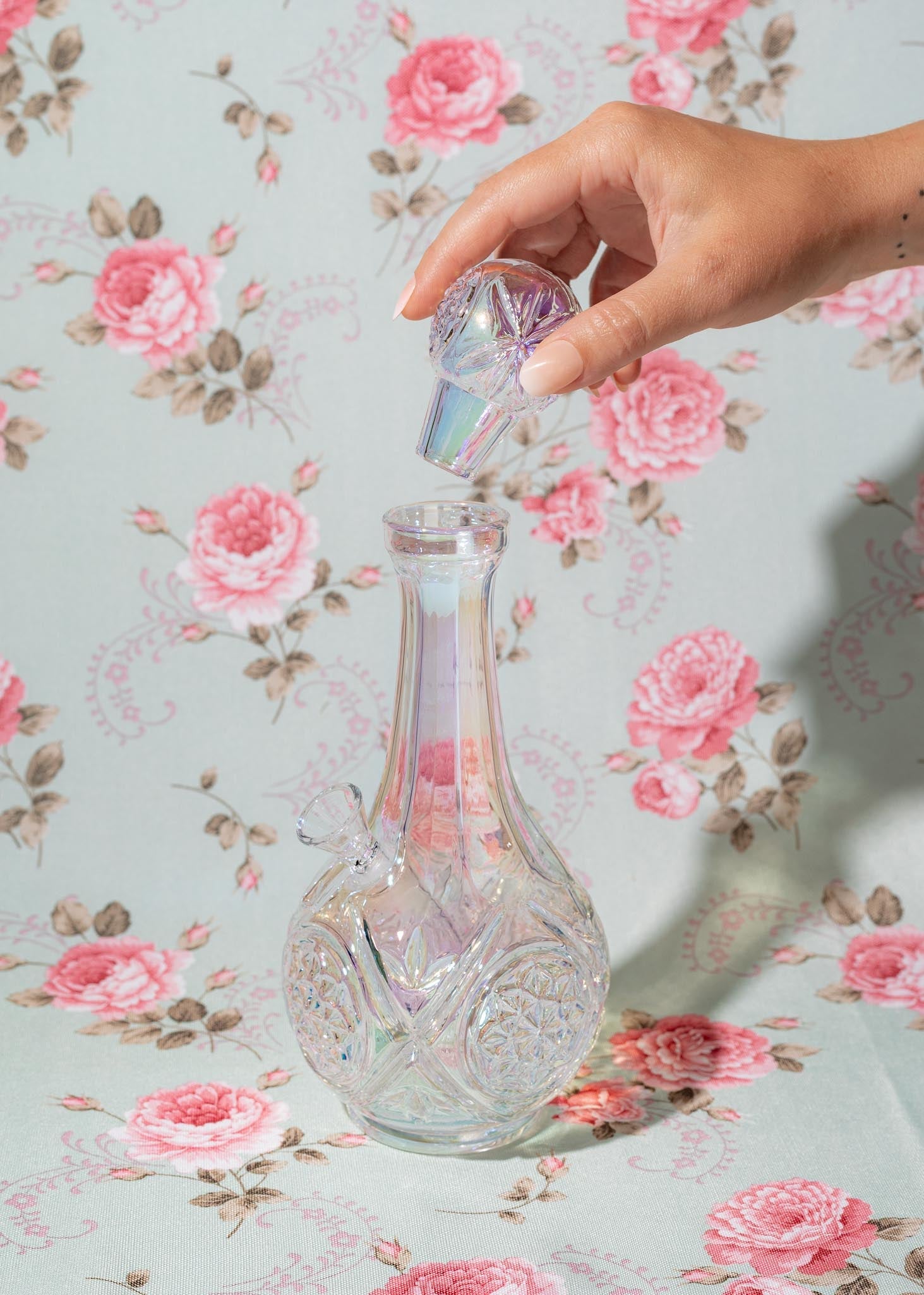DECANTER BONG - CLEAR IRIDESCENT