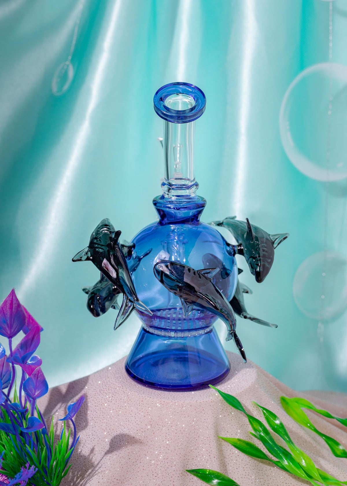 SHARK BONG