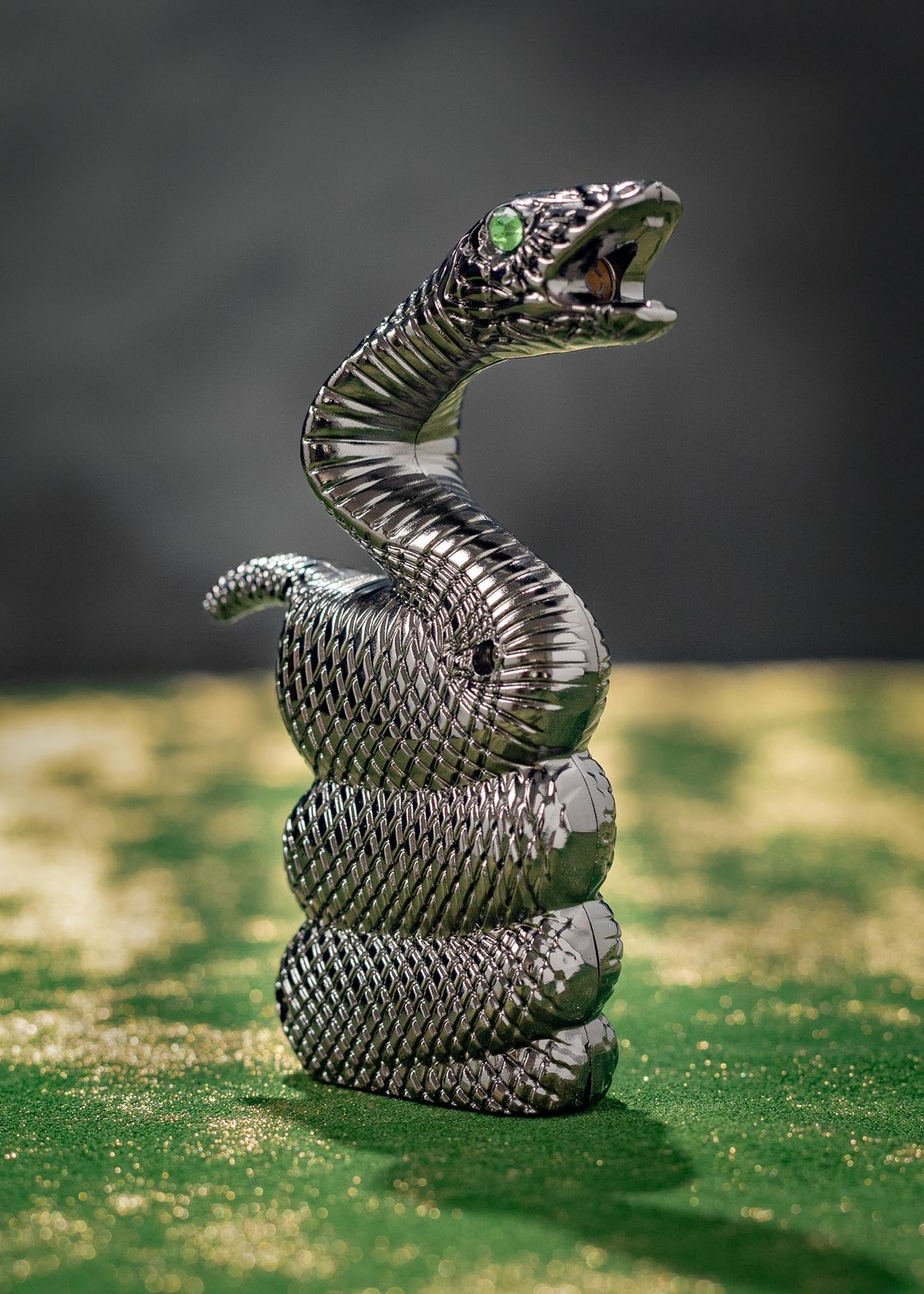SNAKE LIGHTER