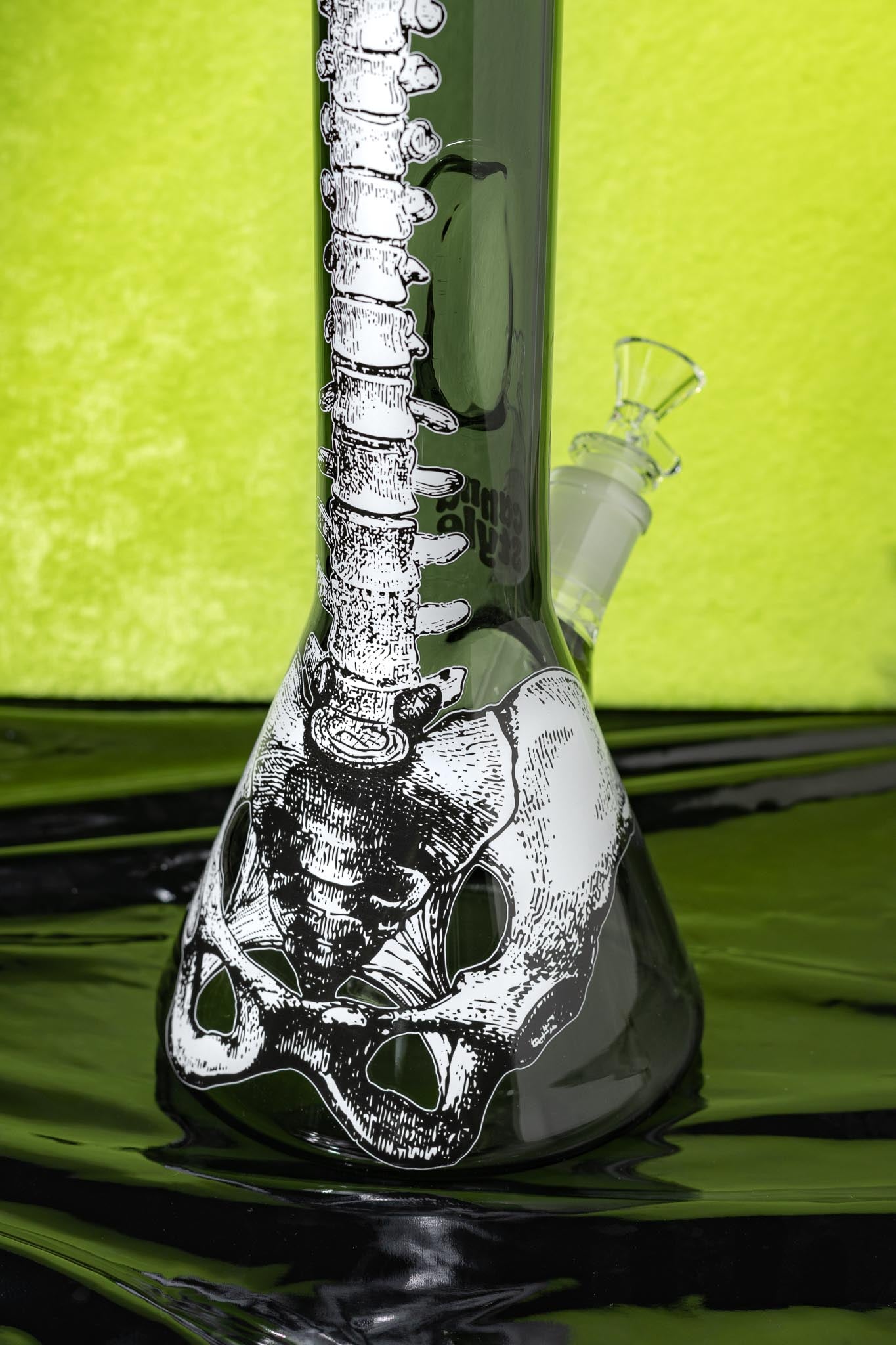 SPINE BONG 16"