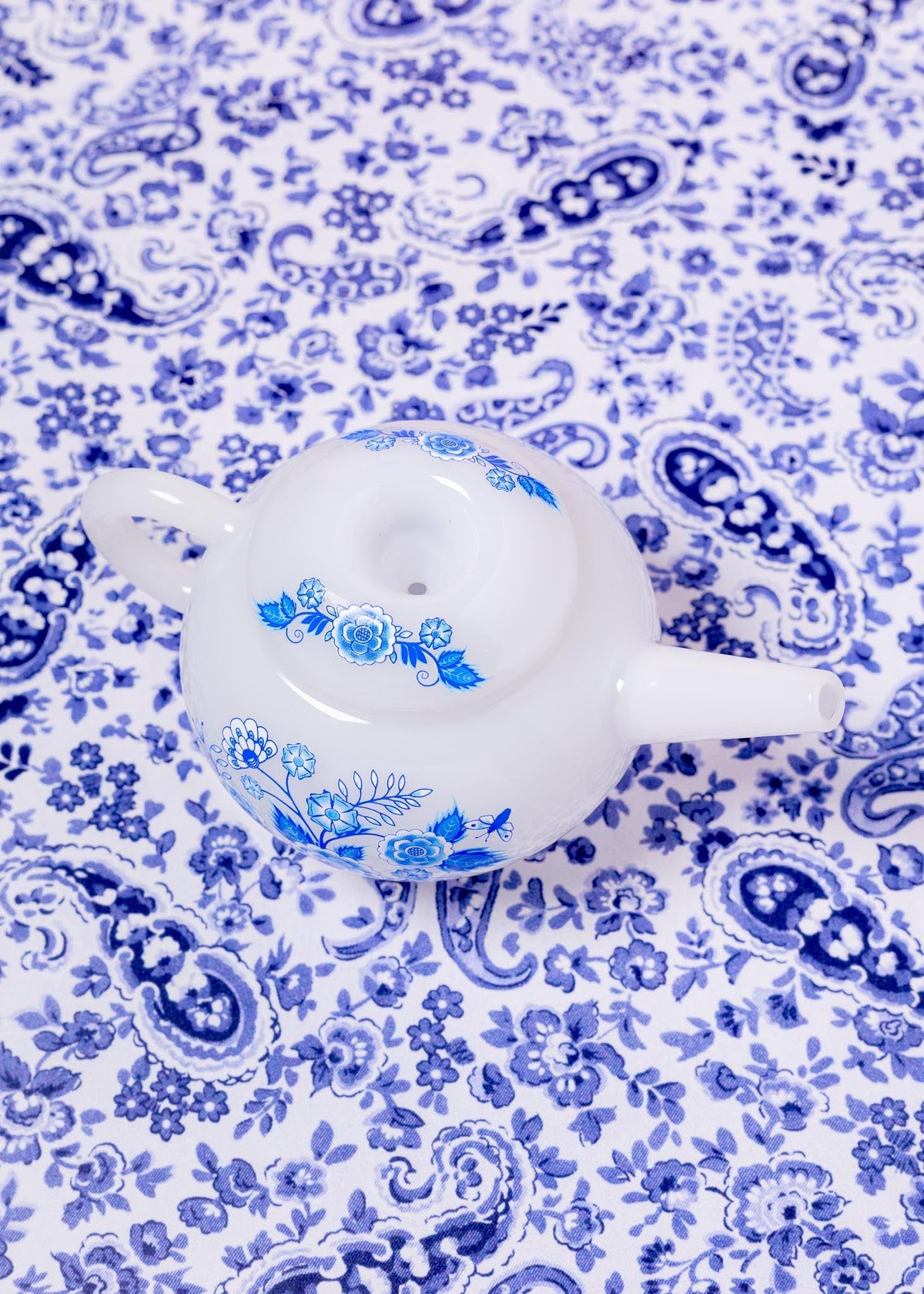 FINE CHINA TEAPOT PIPE