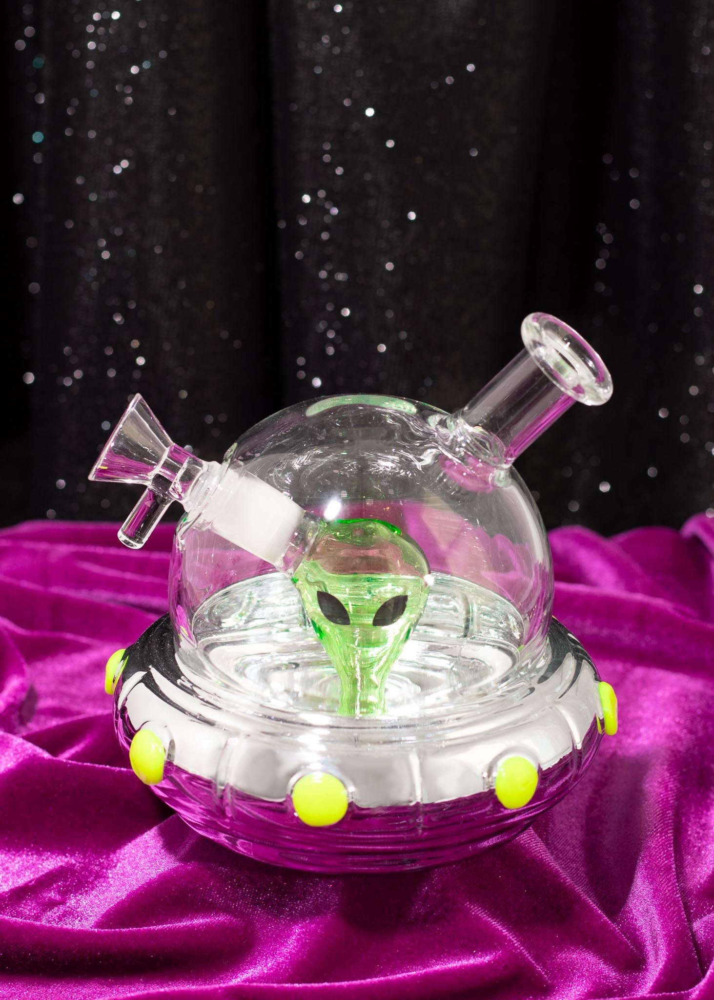 ufo bong