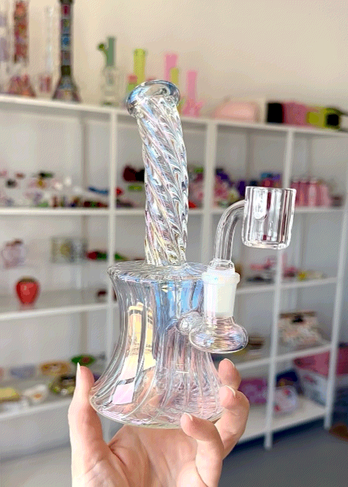 iridescent swirl rig
