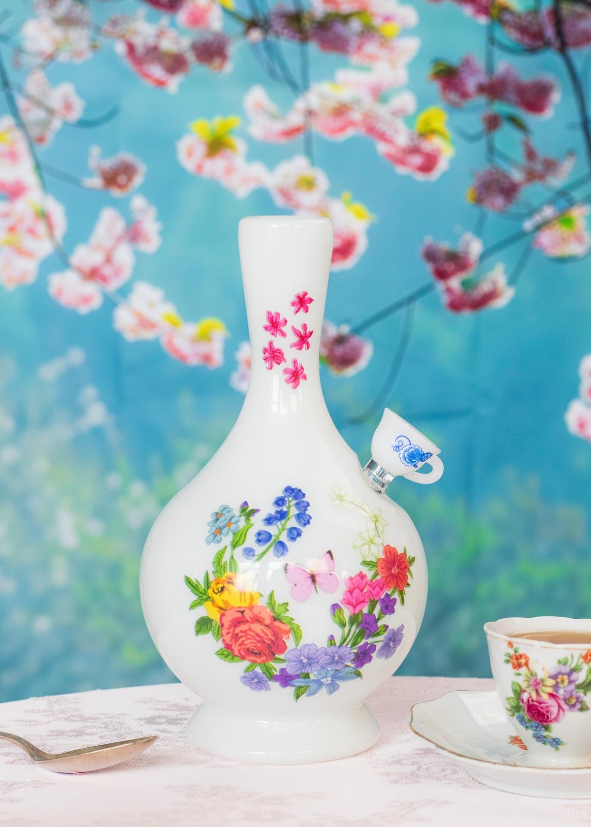 floral vase bong