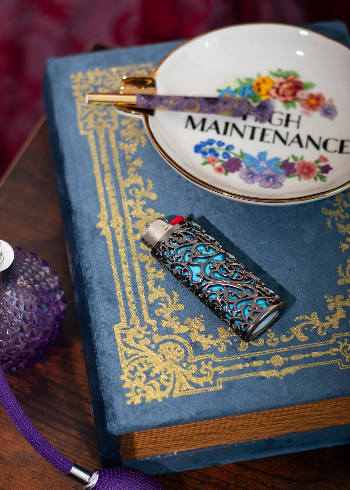 ANTIQUE BIC LIGHTER CASE
