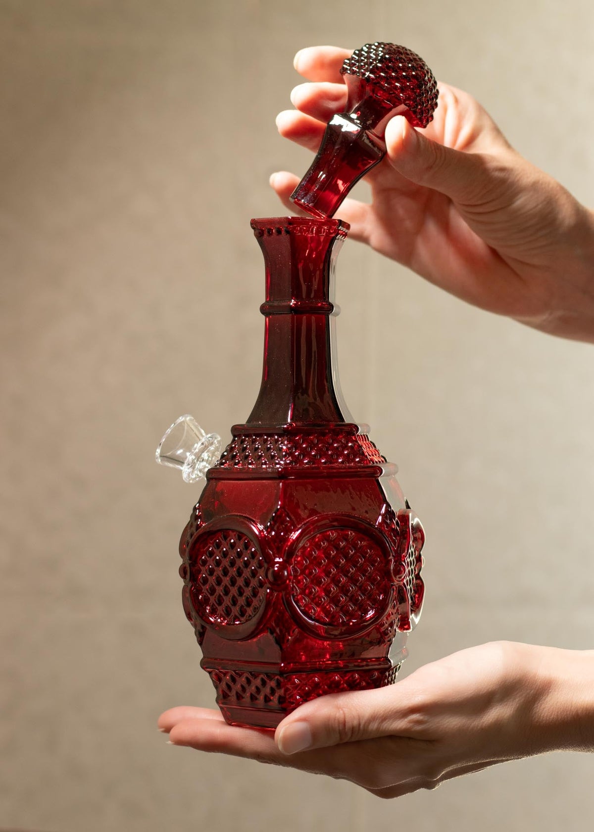 RUBY RED DECANTER BONG