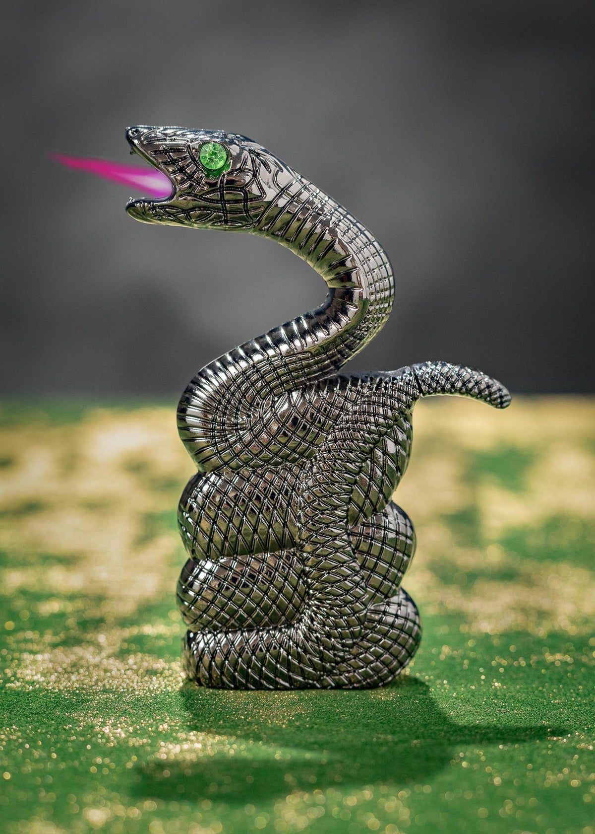 SNAKE LIGHTER