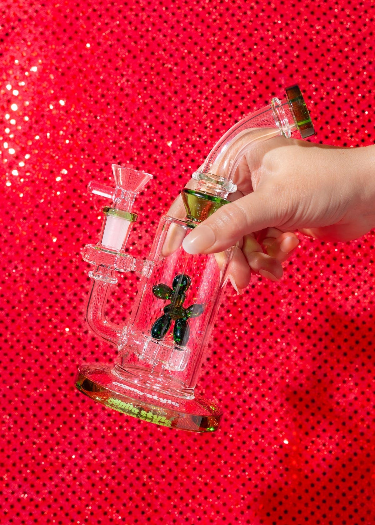 BALLOON DOG FIGURINE BONG