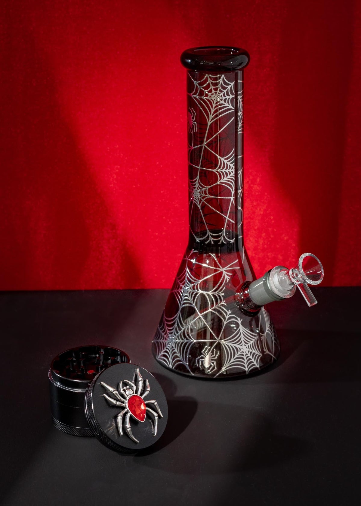 JEWELED SPIDER GRINDER