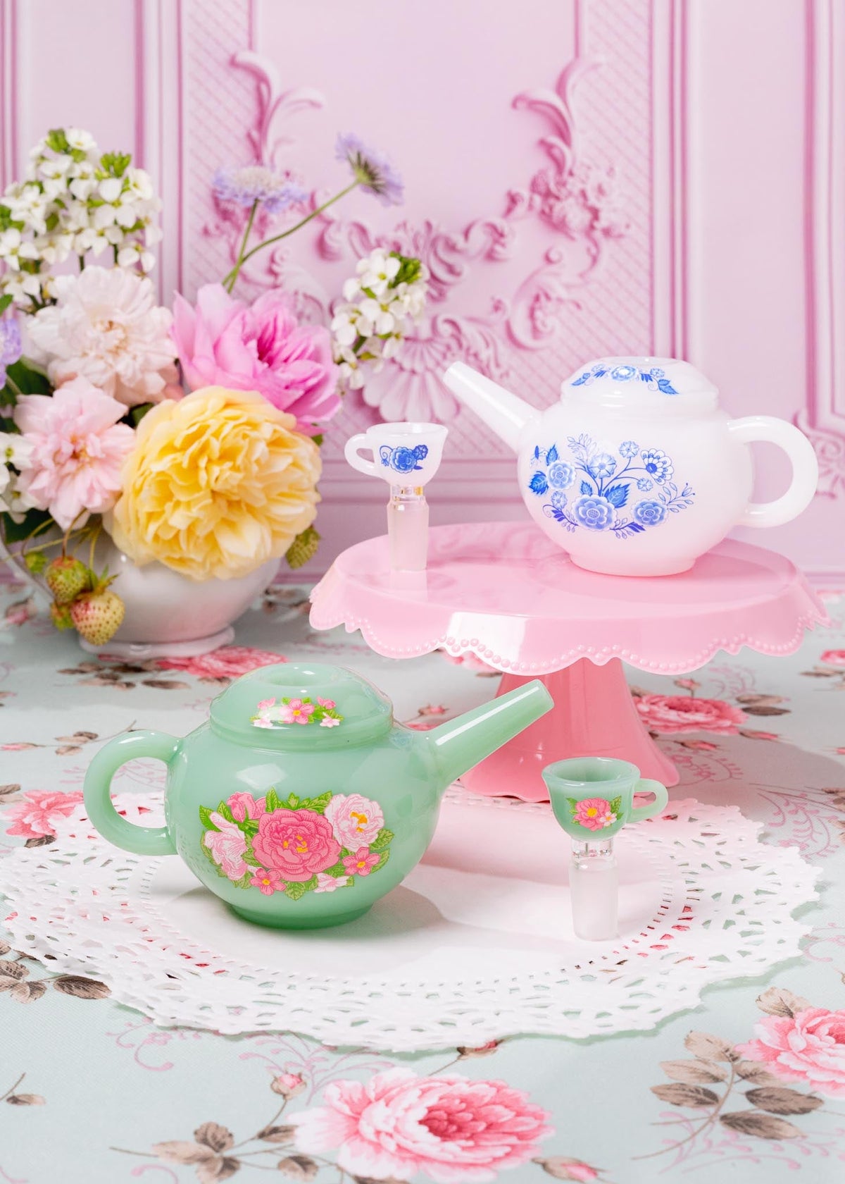 JADE FLORAL TEAPOT PIPE